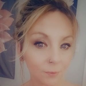 Meet your Posher, Carly